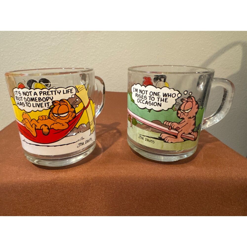 Vintage McDonalds Garfield Glass mugs 1978 Set of 2 Garfield And Odie